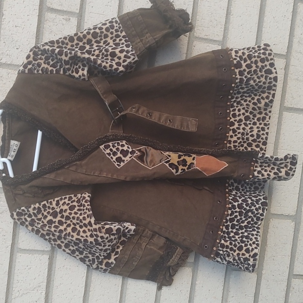 Leopard wrap jacket 🧥